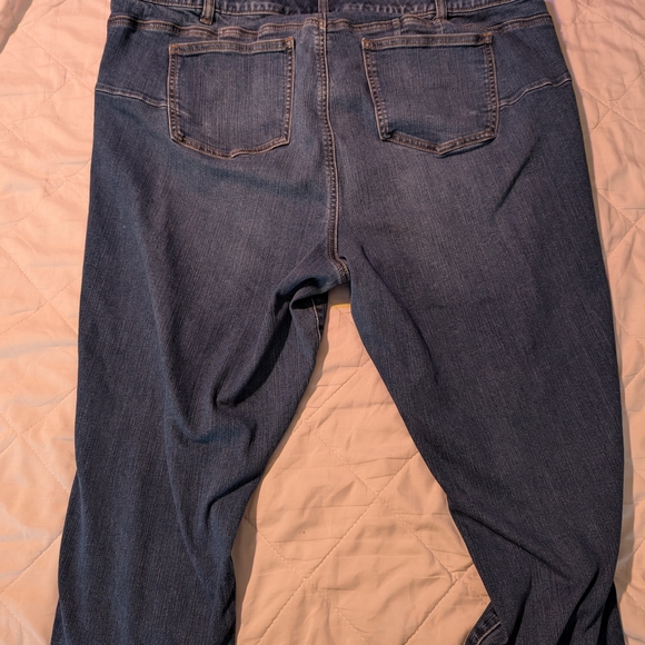 Distressed Blue Women's Jeans - Picture 4 of 6